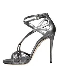 Silver Heels - View 5