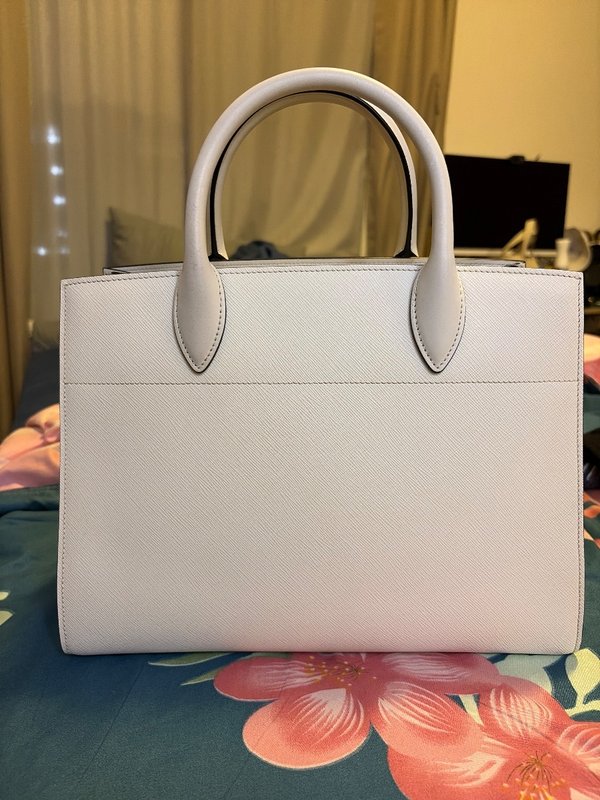 Saffiano - View 2