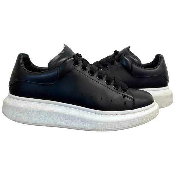 Black Sneakers - View 4