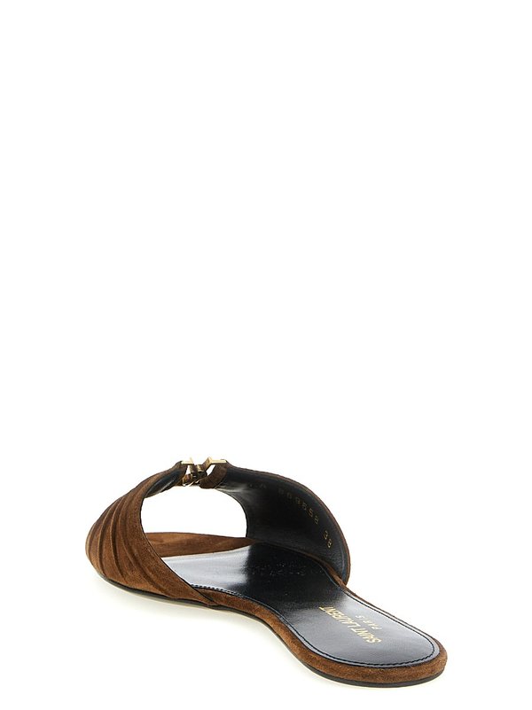 Brown Flats - View 3