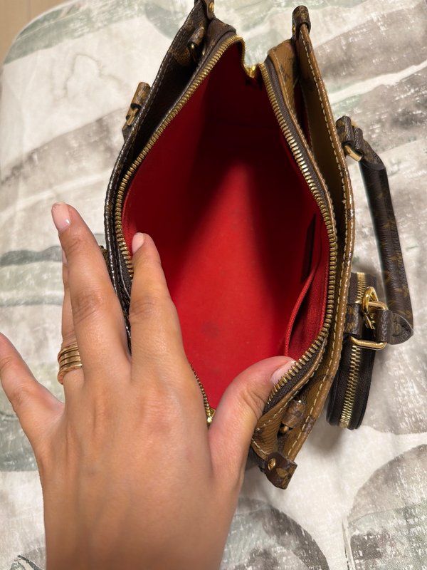 Monogram - View 5